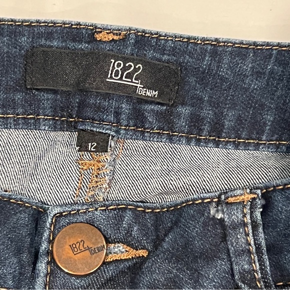 1822 Denim Jeans - Picture 2 of 3
